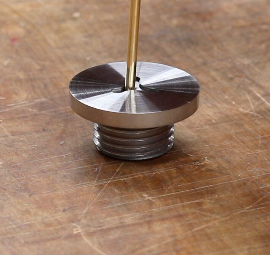1 1/4"-8 PIKA Screw